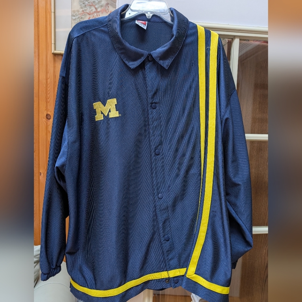 Nike Blue and Yellow Casual Button Down Shirt